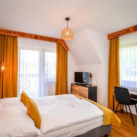 Cicha Woda 300 M Od Goracy Potok I Termy Szaflary Exterior photo