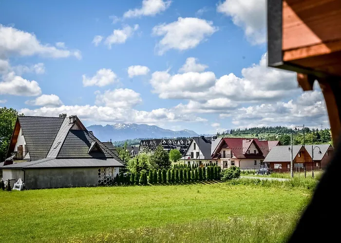 Cicha Woda 300 M Od Goracy Potok I Termy Szaflary